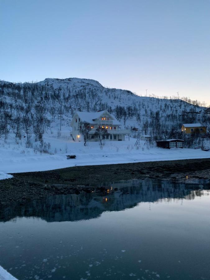 Kvaloya Apartment By The Sea Tromsø Exteriér fotografie